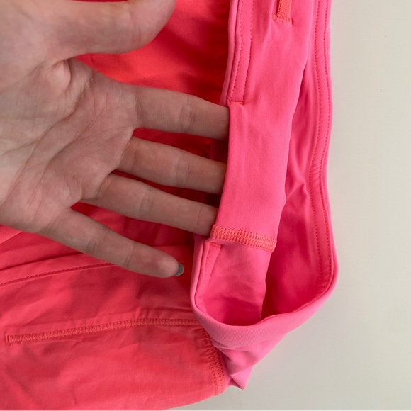 Lululemon Speed Up Mid-Rise Lined Short 4" Size 4 - Picture 6 of 7